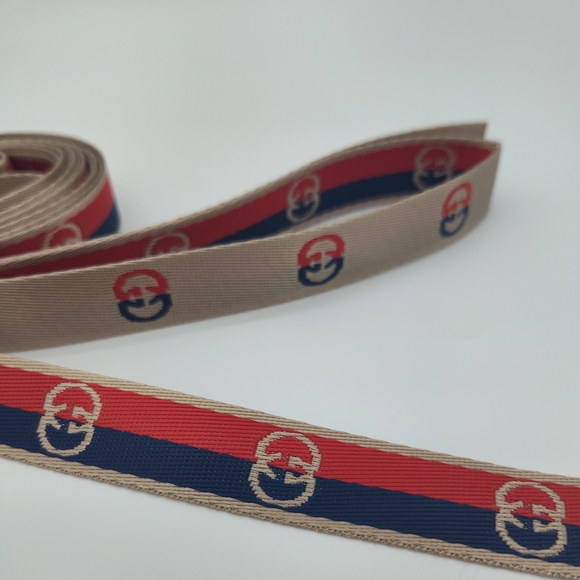 Authentic GUCCI 4 (Four) Yds Continuous Web Ribbon 3/4" Red Navy Interlocking G - Picture 3 of 4